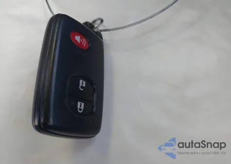 2013 Toyota Prius Three z USA, uszkodzony, nr VIN JTDKN3DU8D1730411